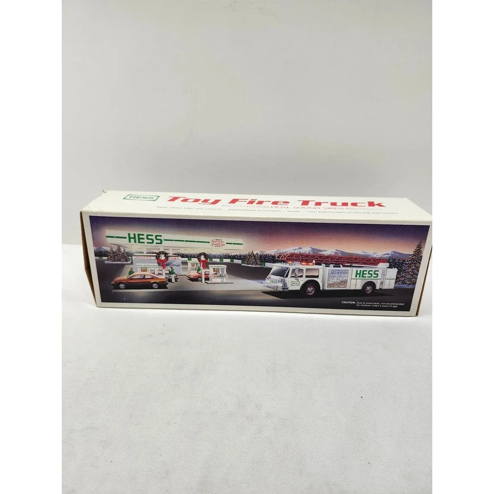 Vintage 1989 Hess Toy Fire Truck Bank with Dual Sound Siren and Lights in Box